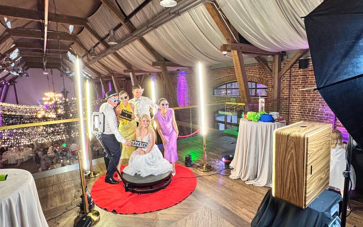 Wideobudka 360 przyciąga gości przez cały czas trwania imprezy.