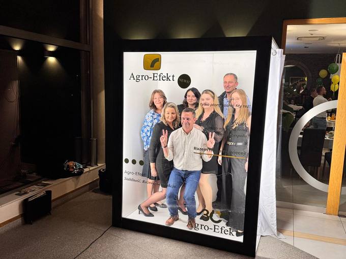 Fotobudka na imprezie firmowej — realizacja JustFlash — kadr 7